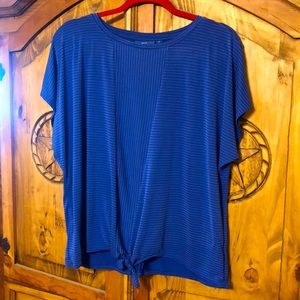 Apt. 9 XL. Blue stripped with knotted bottom.